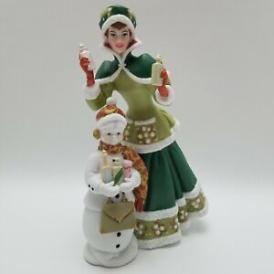 2003 Avon Mrs Albee Porcelain Presidents Club Award Figurine Victorian Snow Lady