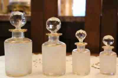 Baccarat crystal perfume bottles crystal vanity set baccarat France paris