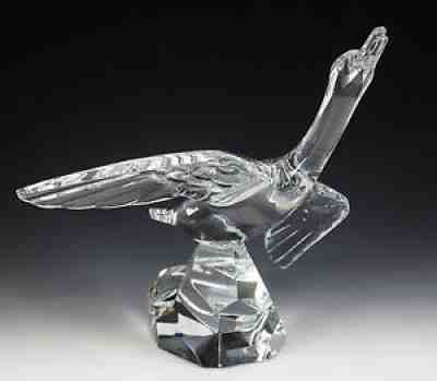 Baccarat Art Glass Canard Volant, Duck in flight, poised on crag, wings extended