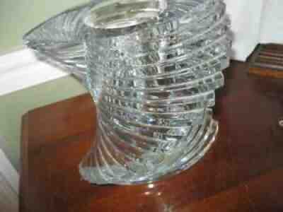 Baccarat rare crystal spiral rectangles 9" by 9" by 9" vase
