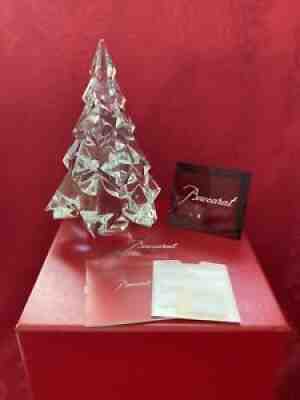 NIB NEW FLAWLESS 7â? BACCARAT France Glass NOEL GSTAAD Crystal CHRISTMAS FIR TREE