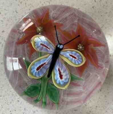 Baccarat Butterfly Paperweight Muslin Latticino Pink/Red Dahlias 1970 Limited