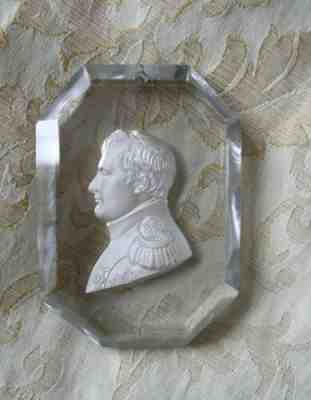 ANTIQUE BACCARAT INCRUSTED SULPHIDE CAMEO PLAQUE OF NAPOLEON I OF FRANCE c 1810