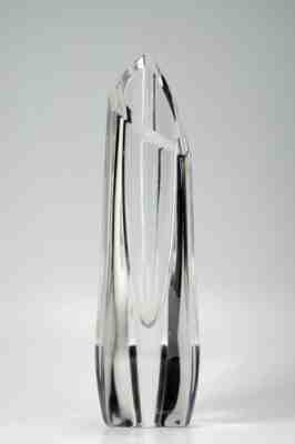 Baccarat France Crystal Triangular Rose Bud Vase 8 3/8"