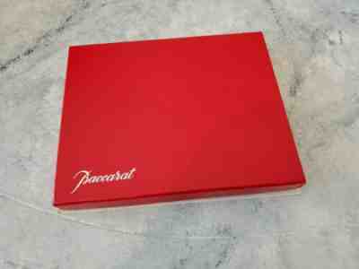 Baccarat knife rest