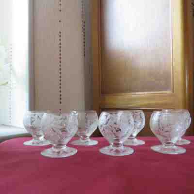 7 glasses in a porto crystal baccarat model Fontenay h 6,5 cm