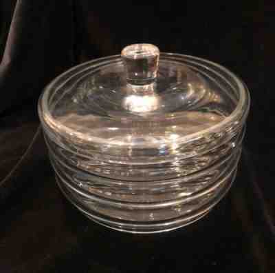 BACCARAT Candy dish with lid, signed