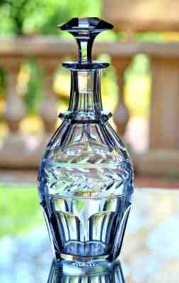 Baccarat. large jug (29.5 cm) crystal carved, model "jonzac" - Harcourt.