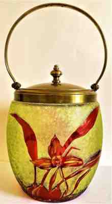 Baccarat Cameo Glass Art Nouveau Dutch Lily Biscuit Barrel Jar ca 1910.
