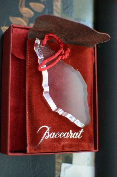 2 rare BACCARAT Crystal Snowflake ORNAMENT - NO DATE 1984 Mint in Box