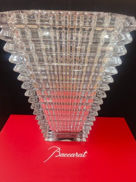 Baccarat Eye Rectangular Shape Large Size Clear Vase With Package & Accessories