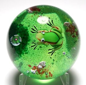 Baccarat Frog on a Pond Paperweight - 1974 Limited Edition