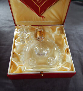 Louis XIII Baccarat Crystal Decanter with display case & carry box complete EXC