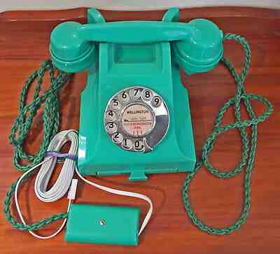 RARE Emerald GREEN Bakelite Telephone 1930's Vintage ERICSSON Art Deco RETRO