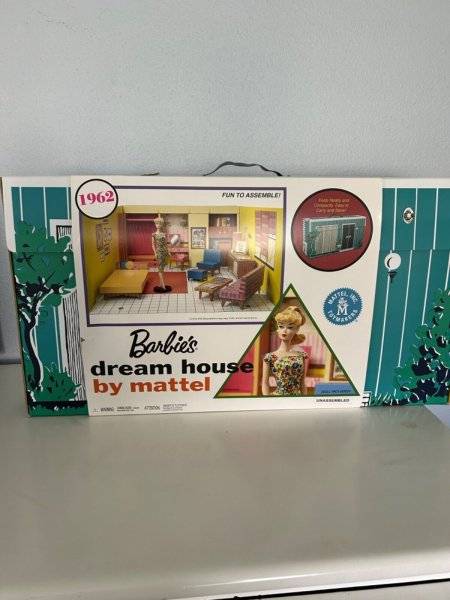 BARBIE RETRO DREAM HOUSE 1962