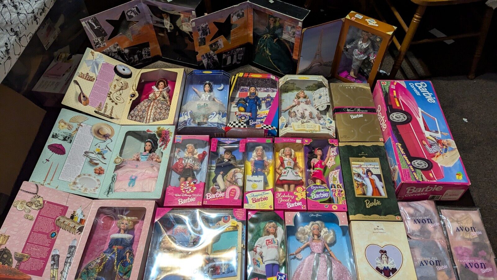 BARBIE DOLL LOT OF 20 DOLLS + CORVETTE ~ 1990s VINTAGE NEW ~  RARE ACCESSORIES