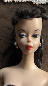 RARE VINTAGE 1959 BRUNETTE #1 PONYTAIL BARBIE DOLL ORIGINAL PAINT, MIDGE CASE