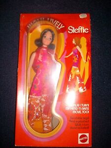 VINTAGE 1971 Walk Lively STEFFIE Barbie HTF