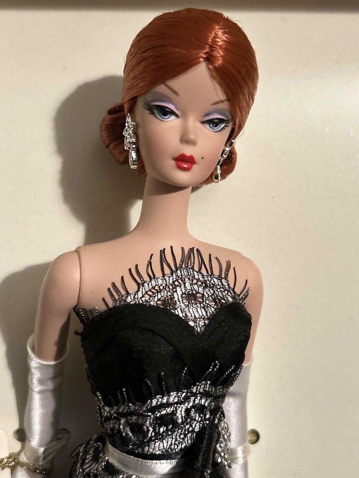 DAHLIA SILKSTONE BARBIE DOLL 2005 PLATINUM LABEL MATTEL J4255 NRFB