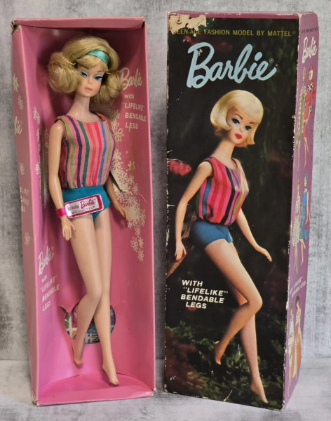 Vintage 1965 Side-Part American Girl Barbie Factory Set Hair MIB w/Accessories