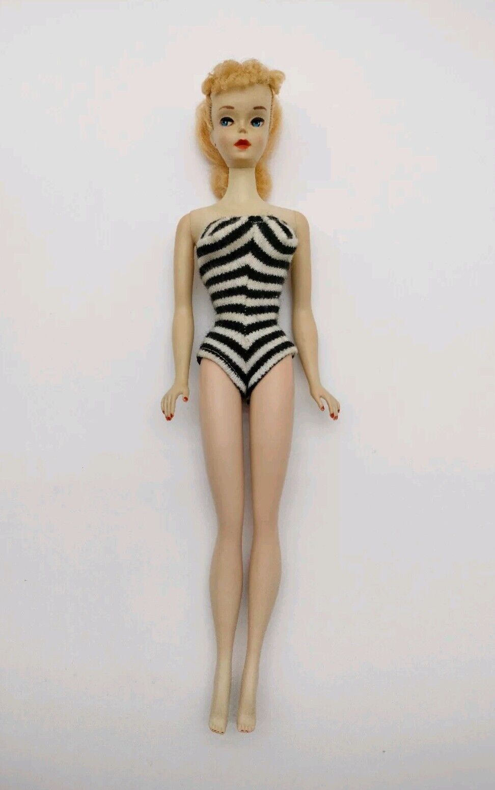 1960's Vintage Barbie Ponytail #3, Stand Booklet, (1961) Mattel