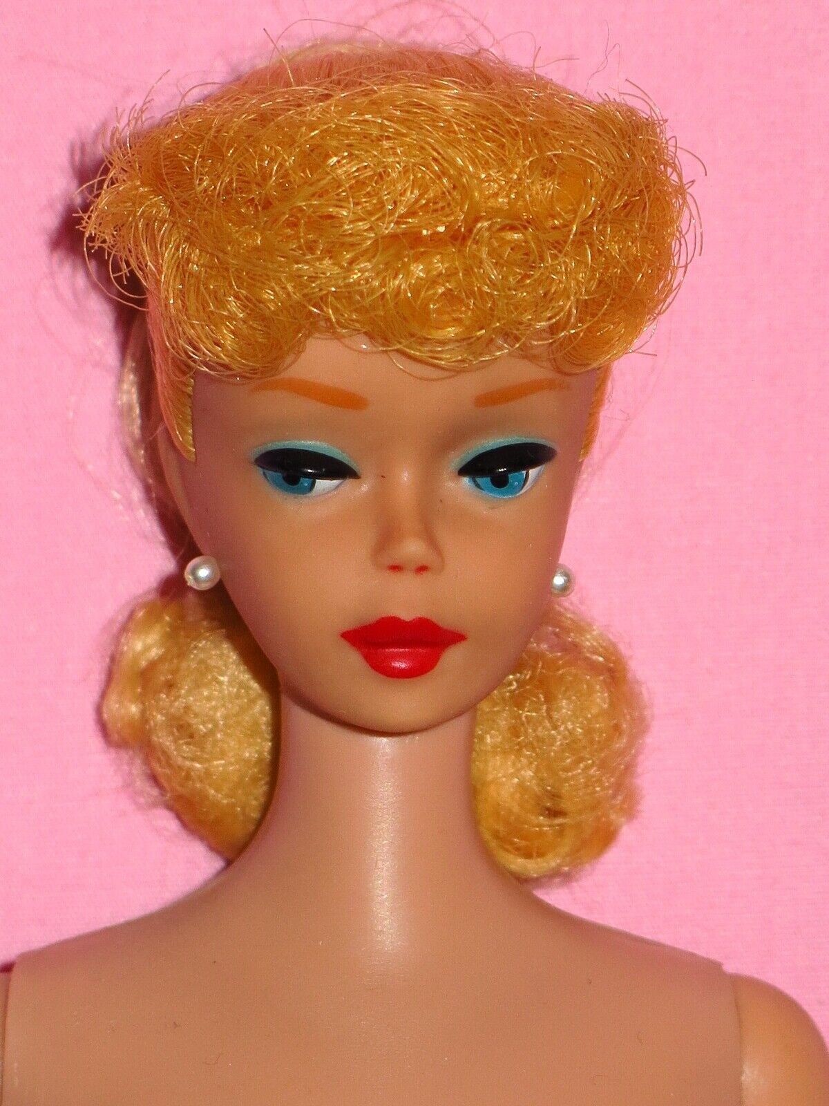 Mattel - Vintage 1961 Bright Blonde #5 Ponytail Barbie Doll - All Original