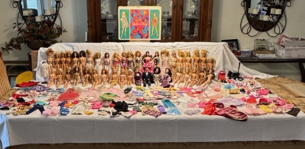 HUGE Vintage Barbie Lot 22 Dolls Stamped @1966 Japan/Taiwan See Desc For Others