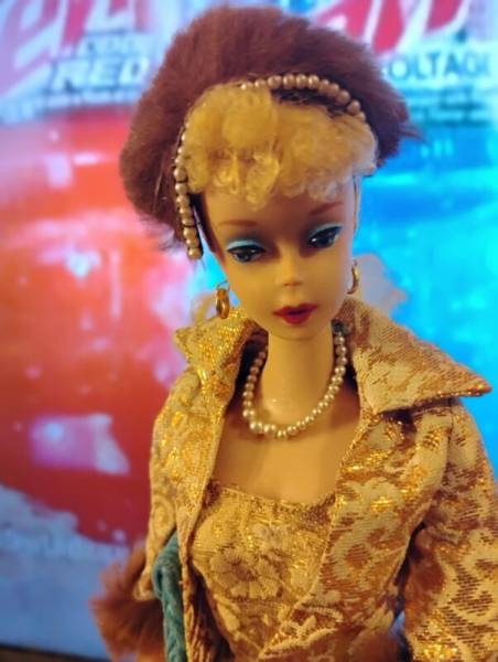 Vintage #4 Ponytail Barbie In Complete Evening Splendor