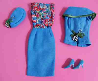 Ultra Rare Vintage Barbie Fashion Editor Rare Variation Outdoor Art Show Fabric 