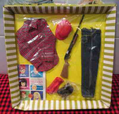 RARE 1964 VTG.NEW in BOX~KEN DOLL~GOING HUNTING FASHION 1409 COMPLETE Torn Cello
