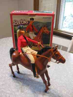 Rare Vintage '76~Canadian Mattel~Barbie Equestrienne #9948 Horse & Box Excellent