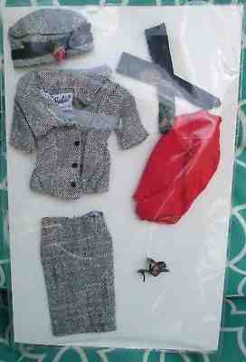 1963 Vintage BARBIE~CAREER GIRL 954 COMPLETE MINT Black Tweed 3 Pc.Suit~8 Pc.SET