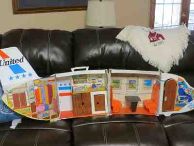 Vintage 1970's Barbie Friendship United Airlines Airplane Mattel