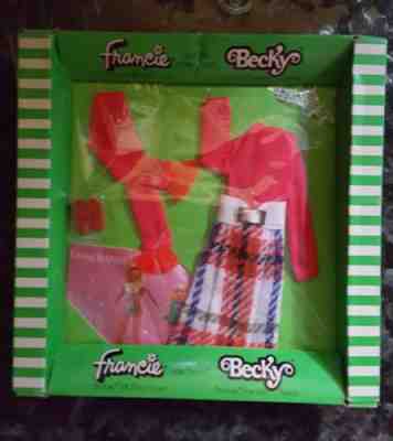 NRFB Francie & Becky "Midi Plaid"  1970   #3444