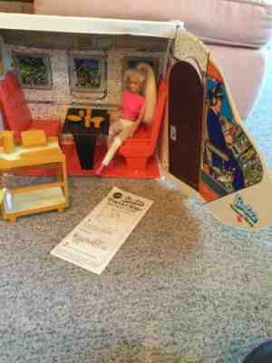 Mattel 1970s BARBIE FRIEND SHIP UNITED AIRLINES Airplane VG+ Cond w/accessories 