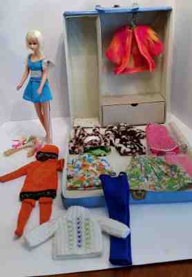 1970 FRANCIE DOLL (BARBIE) #1122, "HAIR HAPPENING" W/CASE, CLOTHES & HAIR PIECES