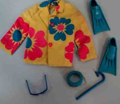 #1248 KEN SEARS EXCLUSIVE 1971 MALIBU "SURF'S UP GIFT SET" PIECES NICE ~~