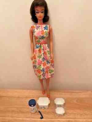 Vintage Fashion Queen Barbie all Original comes with Brunch Time Outfit ! WOWZA!