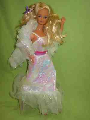 VINTAGE Superstar Era 1983 CRYSTAL BARBIE Doll in Iridescent Dress & Boa w/ Ring