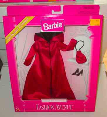 1999 NRFB Fashion Avenue Asst 22155 Coat Collection Hooded Red Satin 22160