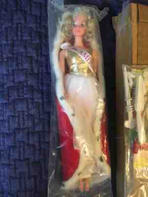 Vintage 1972 Quick Curl Miss America Barbie Doll #8697, with Gown and Red Cape