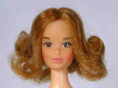 Vintage Barbie 4221 Kelley Quick Curl Doll Head Only Dress Shoes Wand 1973 VGUC