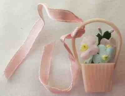 Vintage Barbie Skipper Junior Bridesmaid #1934 Flower Basket  203-30