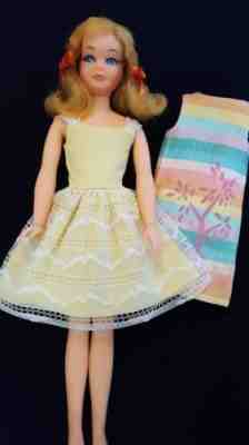 Barbie SKIPPER DRAMATIC LIVING Doll in Flower Girl #902 & Sunny Pastels #1910 