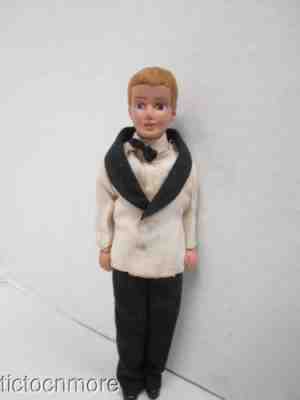 VINTAGE TRACY SUE BOYFRIEND BOB FLOCKED HAIR DOLL BARBIE KEN CLONE WHITE TUXEDO