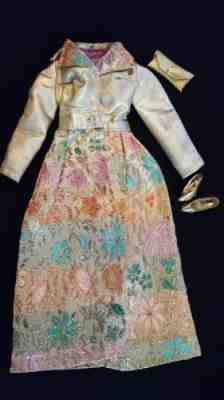 Vintage Mod Barbie Silver Blues Coat #3357 1972 w/Gold Purse & Shoes BEAUTIFUL!