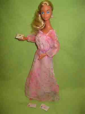 Vintage 1970's Superstar Era KISSING BARBIE DOLL w/Kiss Motion in Original Dress