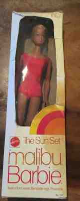 Vintage 1975 The Sun Set Malibu Barbie, Released Only 1 YEAR New doll box damage