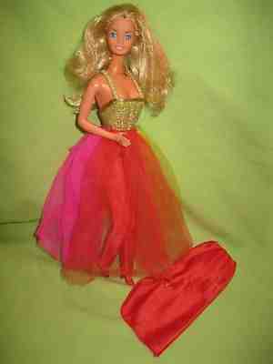 VINTAGE Barbie RARE Superstar Era 1978 FASHION PHOTO DOLL in Outfit & Jewelry