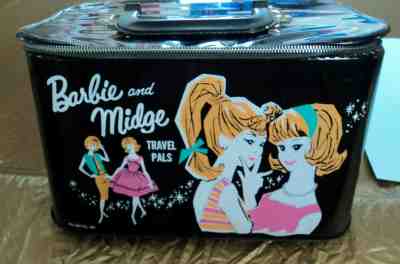 1963 BLACK BARBIE AND MIDGE "TRAVEL PALS TRAIN CASE" ~  VERY NICE W/ MIRROR ~~